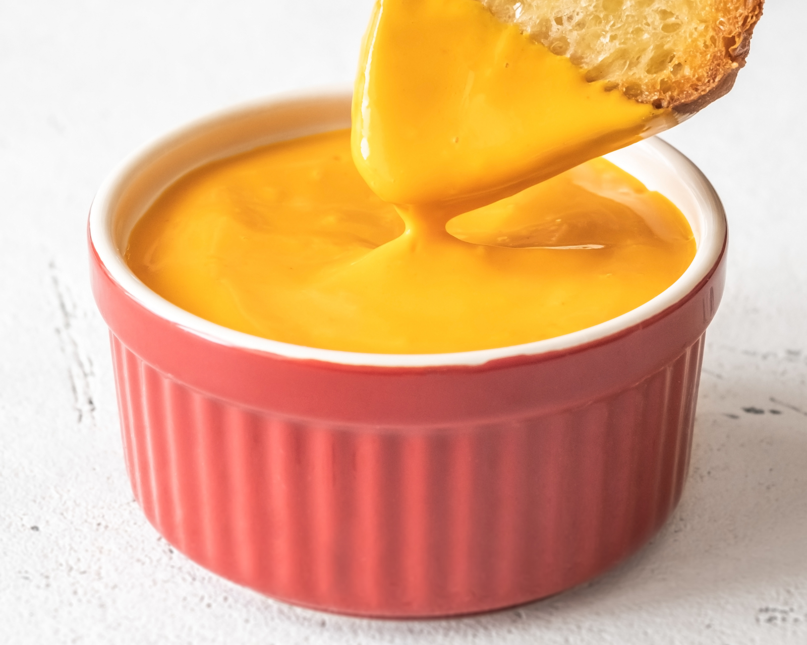 How Do I Create A Creamy And Lump-free Cheese Sauce?